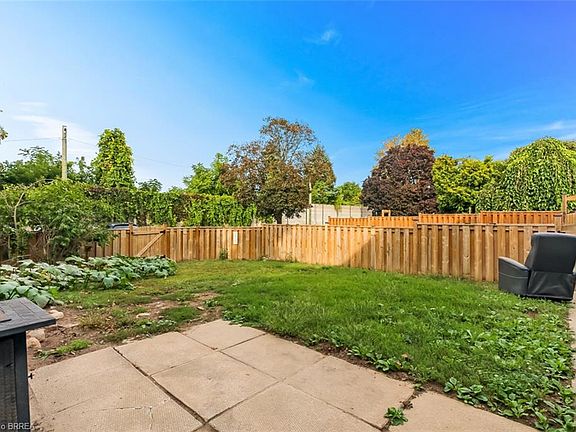 2nd image of 51 Metcalfe Cres #D