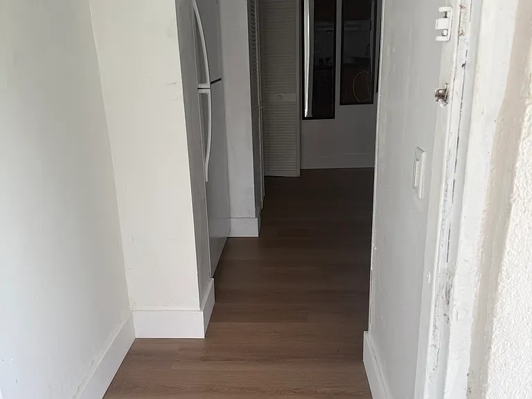 NW 64th Ct — Photo 3