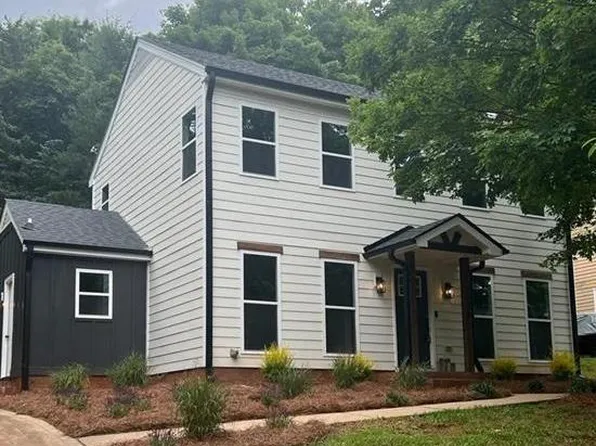 7121 Amarillo Dr, Charlotte, NC 28262