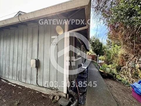 3126 SE Gladstone St — Photo 4