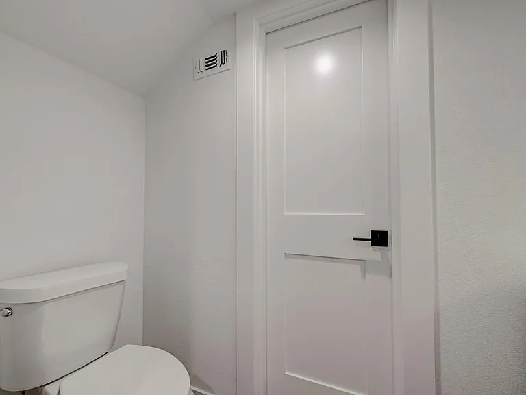 2220 Yellow Jacket Ln #1 — Photo 16
