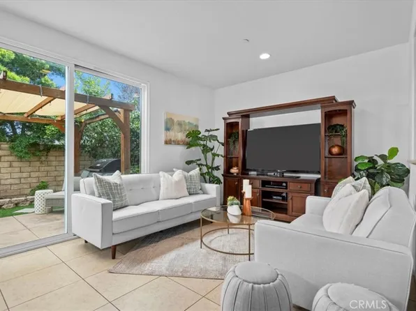 12725 Kirkham St, Pacoima, CA 91331