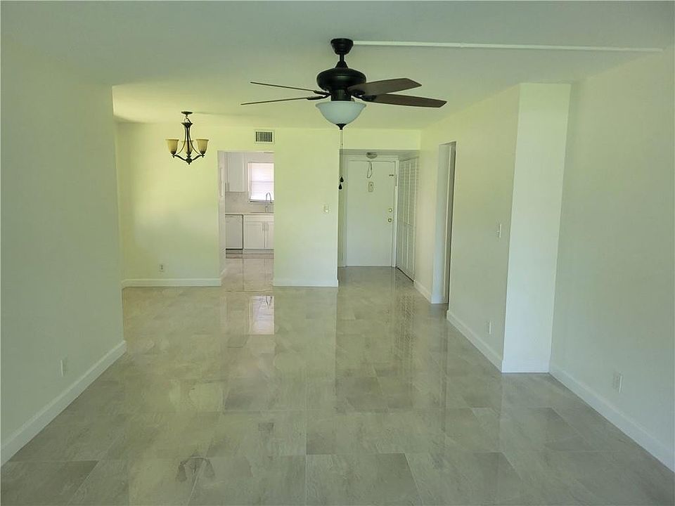 1st image of 205 SE 10th Street #06 E