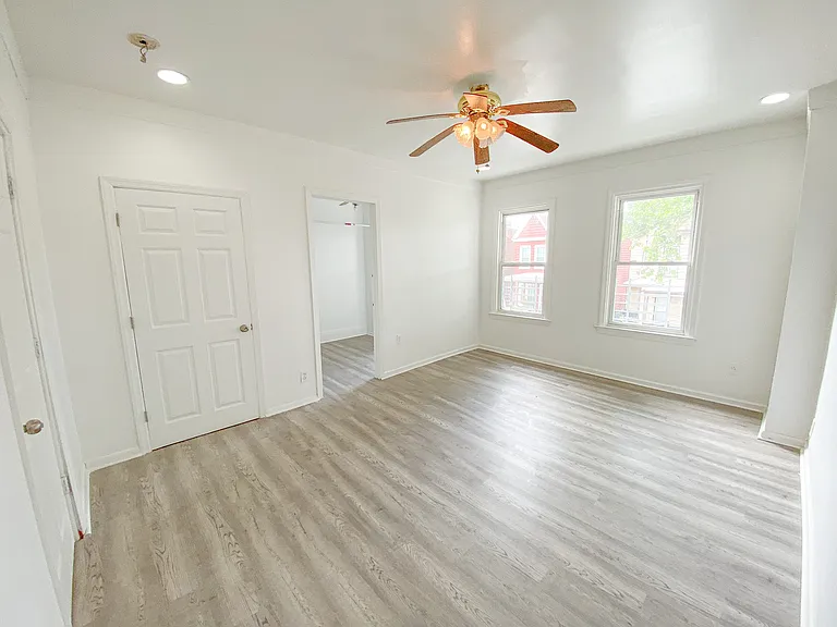 252 Clinton Ave #2 — Photo 4