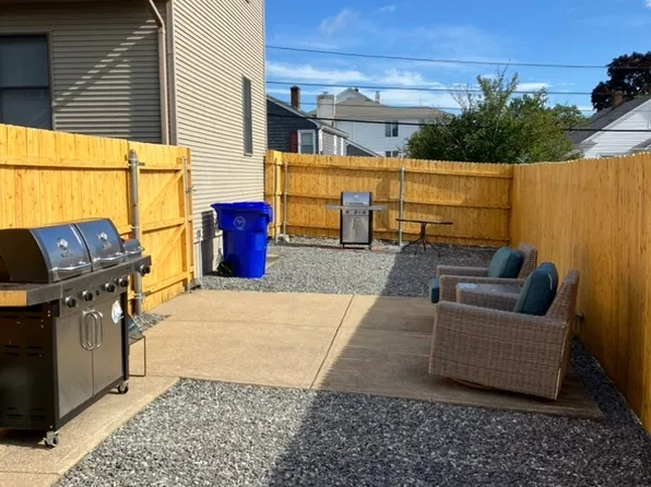 114 Lyon Ave, East Providence, RI 02914