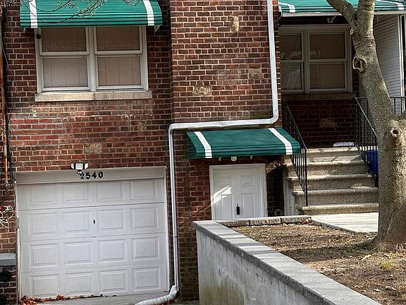 3rd image of 2540 Wilson Ave #11120605