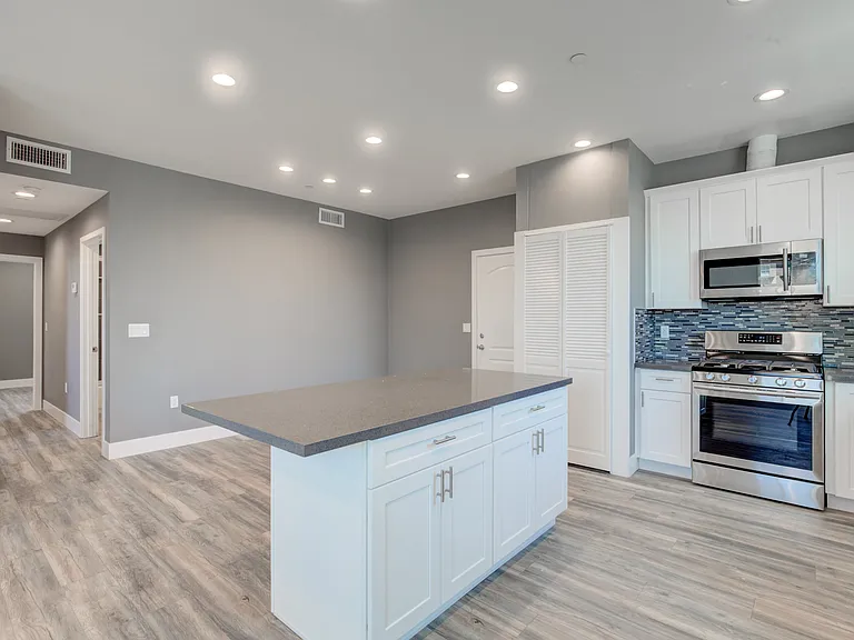 3626 S Cimarron St — Photo 13