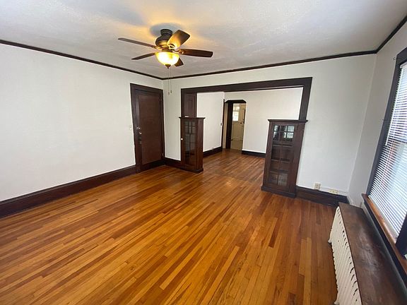 4th image of 75 Griggs St N #4