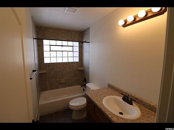 5th image of 1054 W Briarcliff Ave
