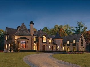 91 Fox Hedge Rd, Saddle River, NJ 07458