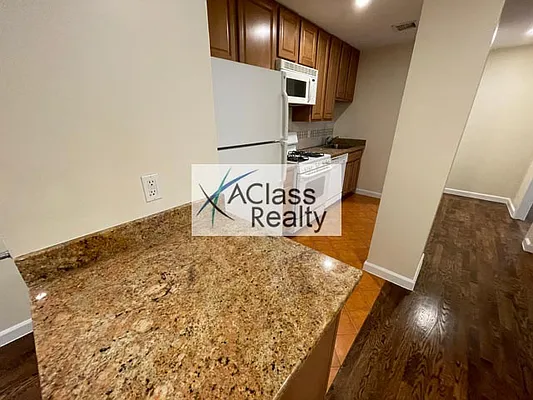 Rented by A Class Realty Corp | media 2