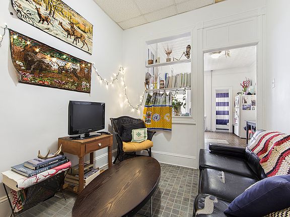 4th image of 87 Eagle St #3R
