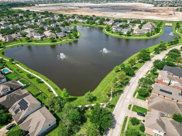 15506 Fir Woods Ln, Cypress, TX 77429