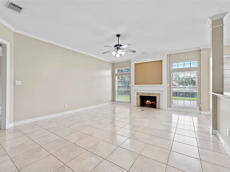2923 Zachary Bend Ln — Photo 8