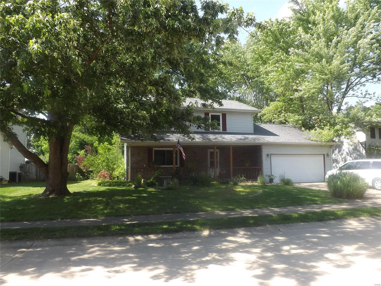 1904 Meadow Ln photo 1