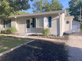 7233 Valley Rd, La Vista, NE 68128