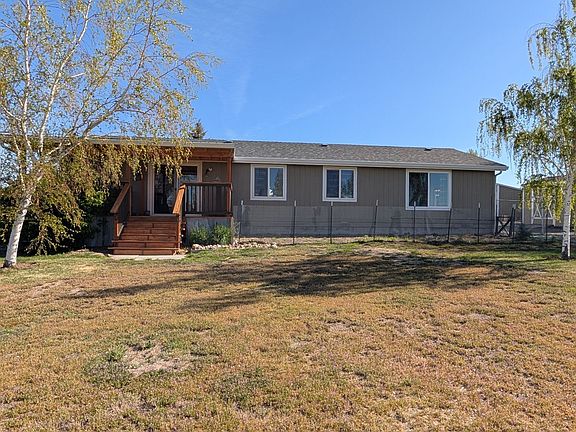 2nd image of 256 Canon Rd