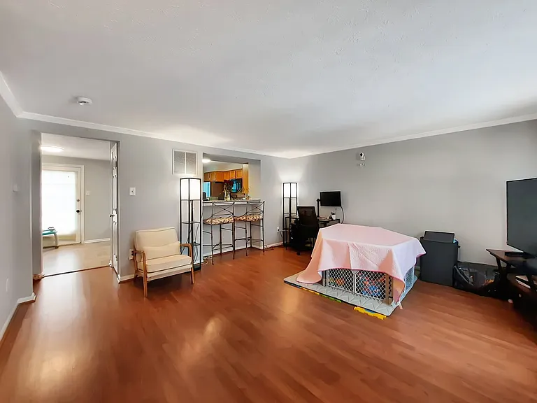 2055 Wisper Woods Way — Photo 11