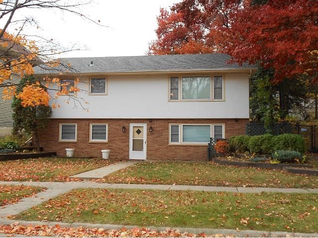 1st image of 1778 Field Ave