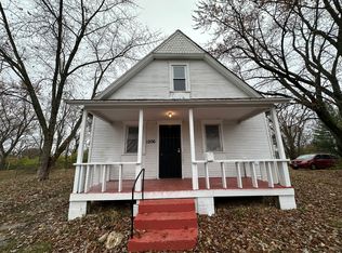 1206 Martin St, Danville, IL 61832