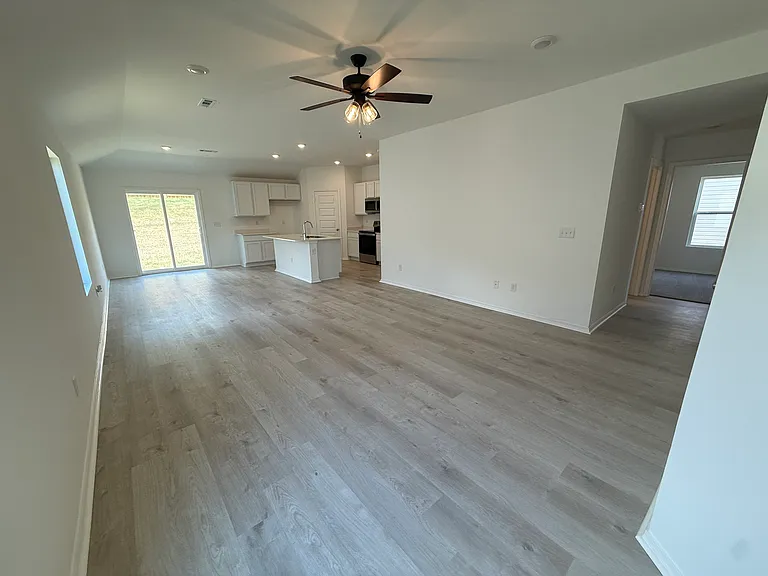1040 Raven Walk Dr — Photo 5