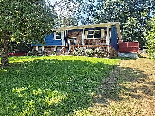 1st image of 7805 Huntington Forest Dr