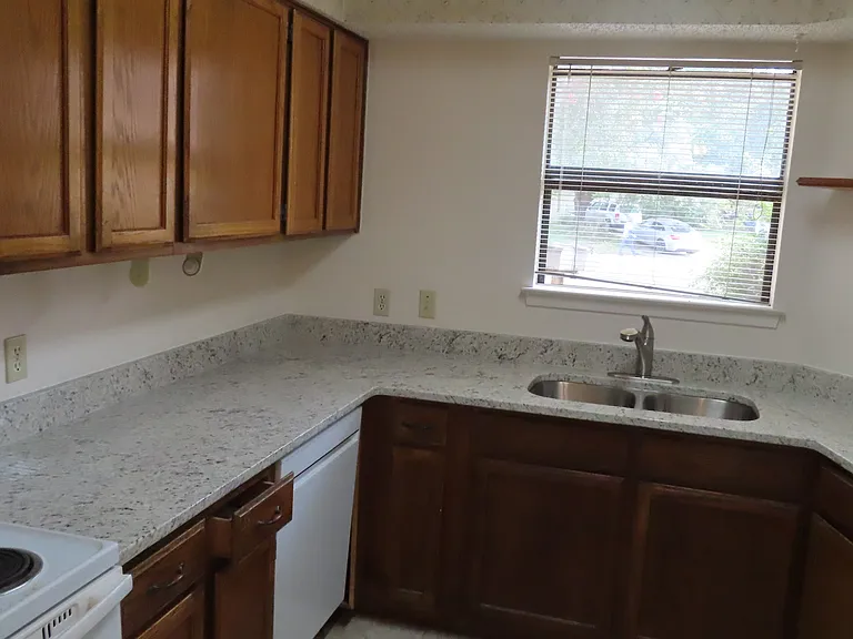 502 Green Meadow Blvd #0 — Photo 2