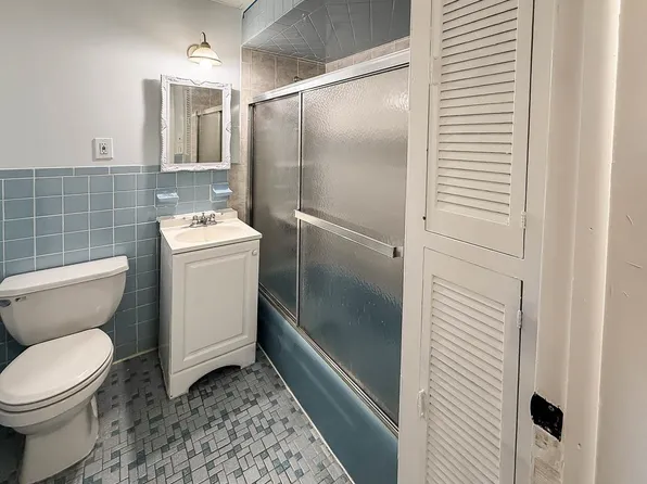 90 Carlton Avenue image 21 of 40