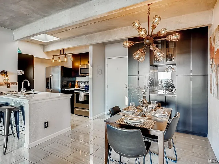 1433 N Williams St #Penthouse 5 — Photo 11