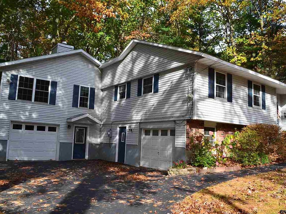 1st image of 24 Linden Ct