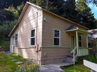 417 Grotzman Ln, Arcata, CA 95521