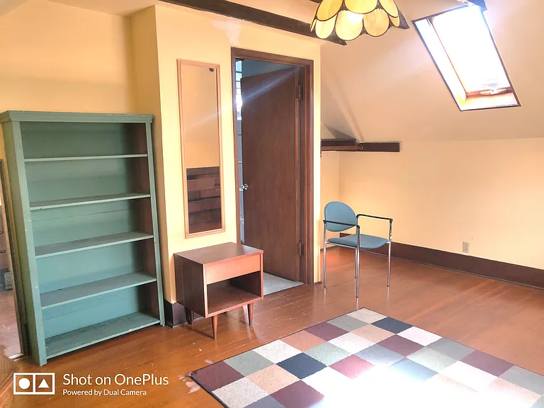 5026 12th Ave NE #2 — Photo 5
