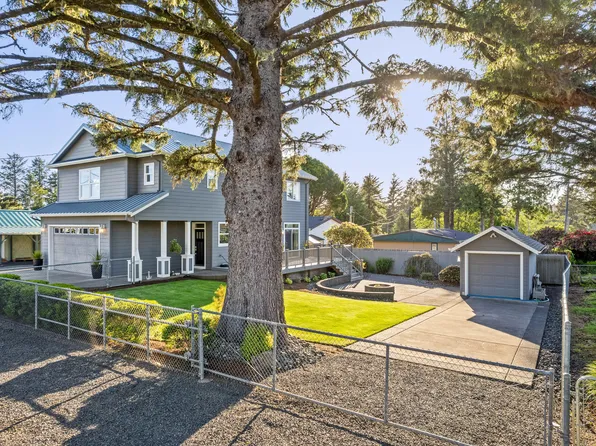 2150 Bayview Ave W, Tillamook, OR 97141