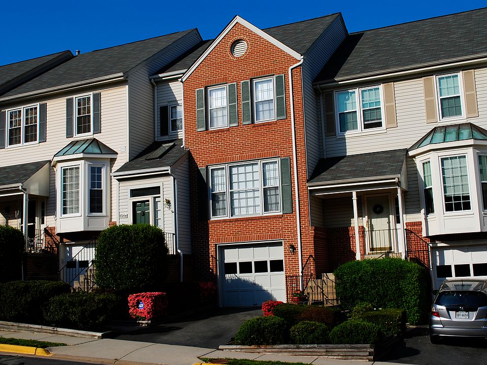 2nd image of 8204 Southwater Ct