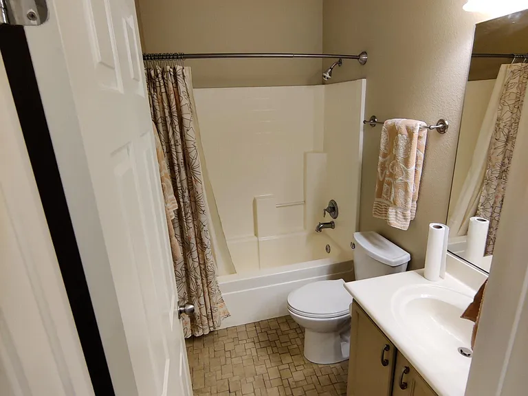 6938 Diver Ave — Photo 9
