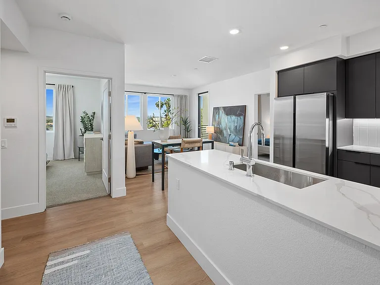 Virano Apartments — Photo 14