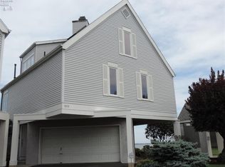 1619 Waters Edge Dr, Pt Clinton, OH