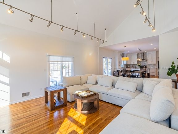 4th image of 110 Distillery Rd