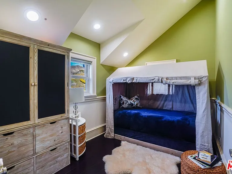 6277 Sea Star Dr — Photo 42