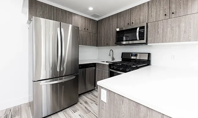 Rented by Oxford Property Group | media 28