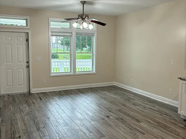 103 Old Spanish Trl, Bay Saint Louis, MS 39520