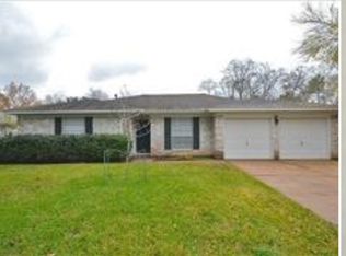 633 N Heather Ln, Friendswood, TX 77546