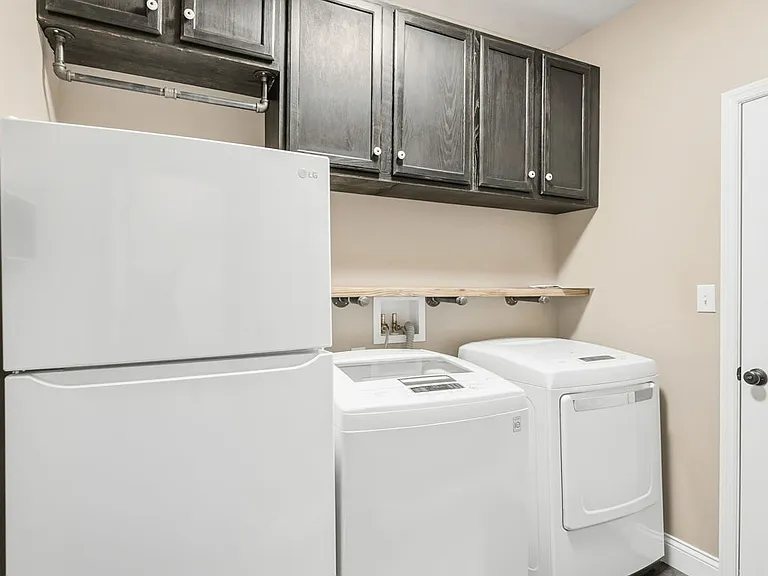 3456 Harbor Crossing Dr — Photo 2