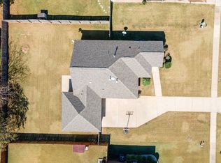 1320 Kingston Oaks Dr, Prattville, AL 36067