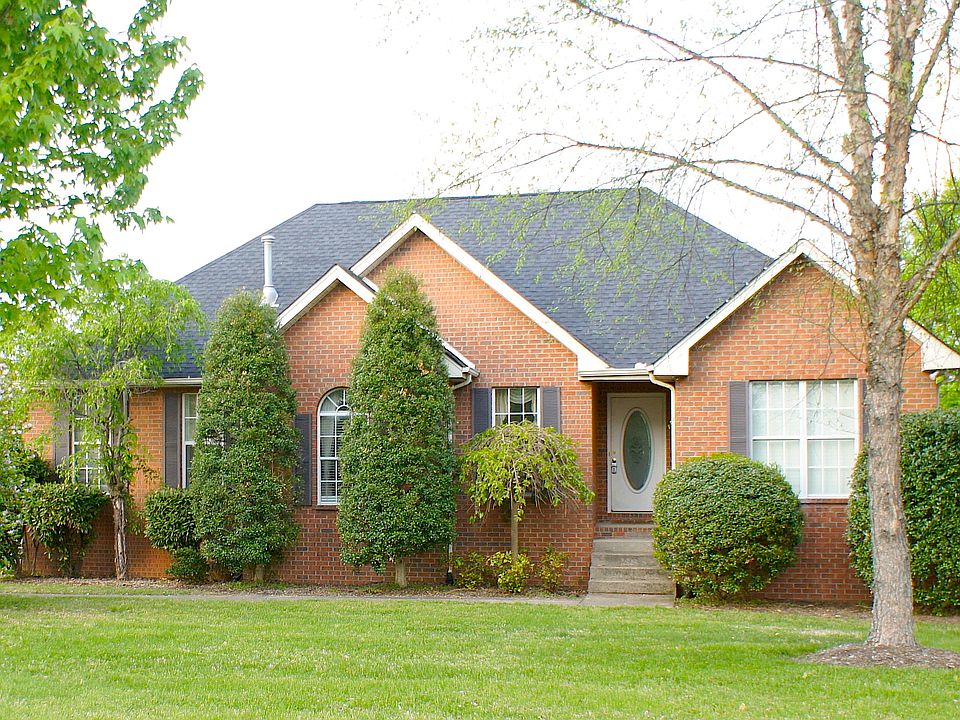 562 N Greenhill Rd 37122