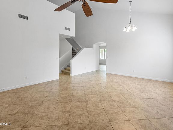 3rd image of 6537 W Gross Avenue