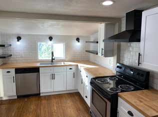 169 W Maple St, Sequim, WA 98382