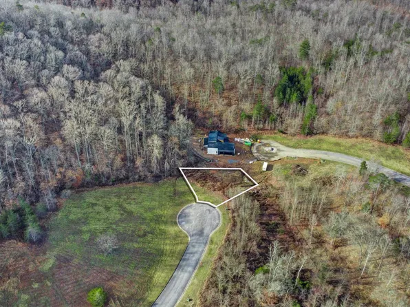 122 Willow Oak Dr, Oak Ridge, TN 37830