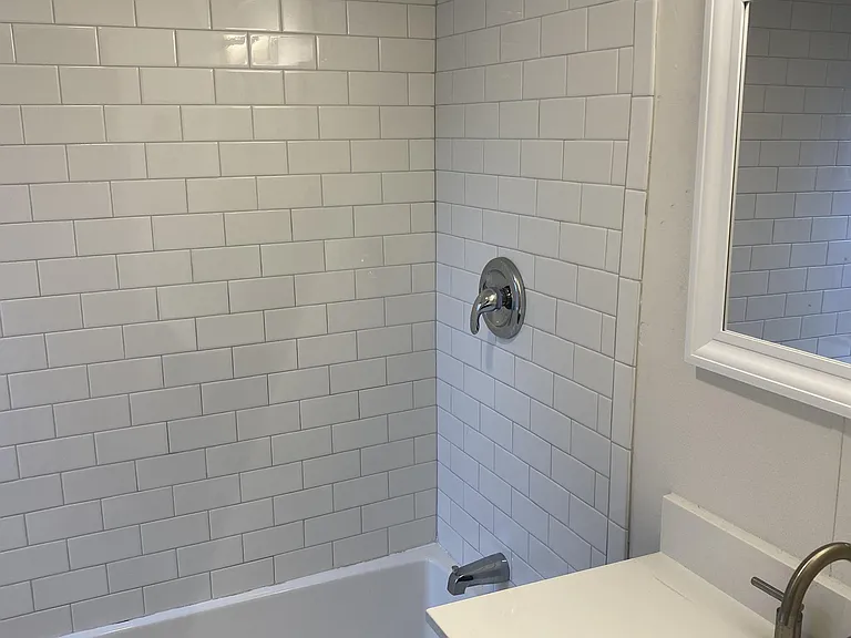 1604 N Franklin Pl — Photo 13