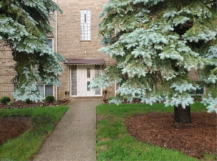 6423 Ridge Rd #1 — Photo 11